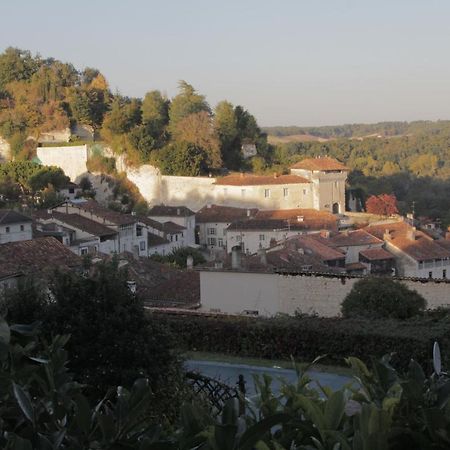 Grange Bleuet Bed & Breakfast Aubeterre-sur-Dronne Dış mekan fotoğraf