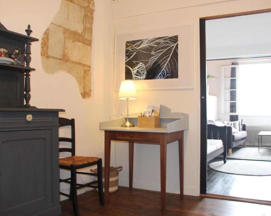 Grange Bleuet Bed & Breakfast Aubeterre-sur-Dronne Dış mekan fotoğraf