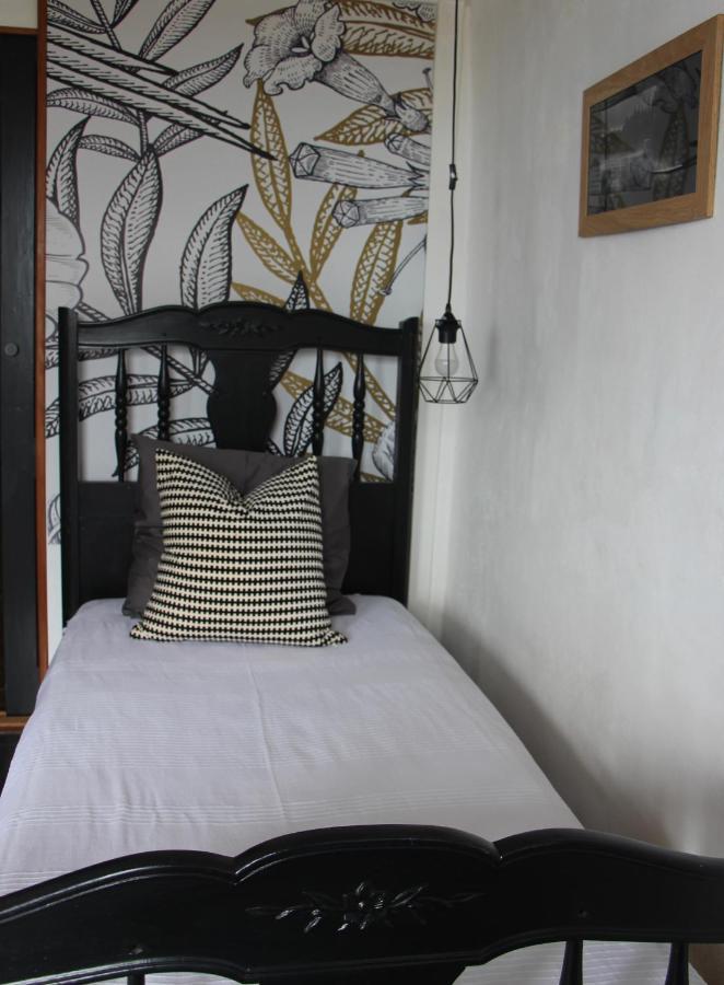 Grange Bleuet Bed & Breakfast Aubeterre-sur-Dronne Dış mekan fotoğraf