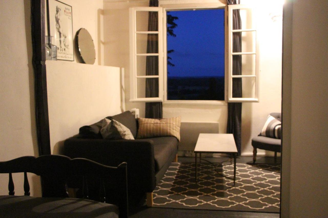 Grange Bleuet Bed & Breakfast Aubeterre-sur-Dronne Dış mekan fotoğraf